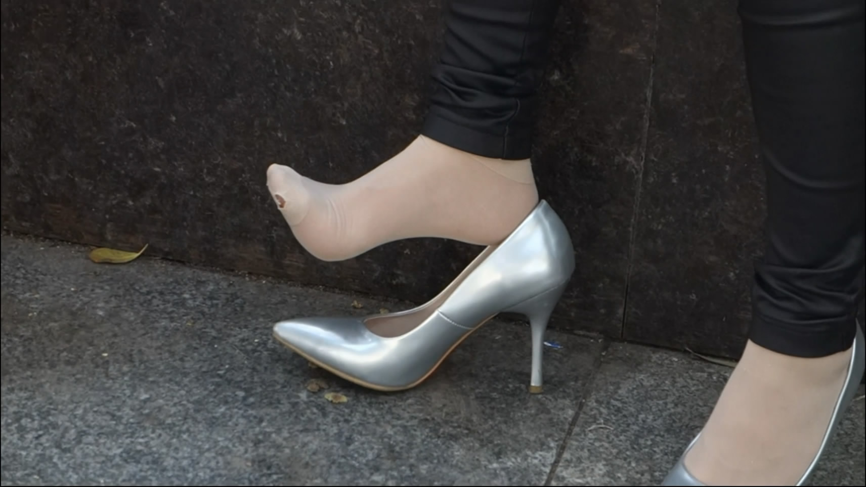 streetsnapnylon[00 02 08][20181203 222746 9]